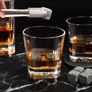 Carafe à whisky en verre à l'ancienne avec logo personnalisé et 4 verres 750 ml Style américain Coffret cadeau de mariage OEM/ODM disponible - Product Image 4