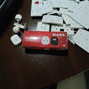Prise électrique 10 voies Mars avec interrupteur, 220V, mise à la terre standard, en plastique, pour usage domestique - Product Image 4