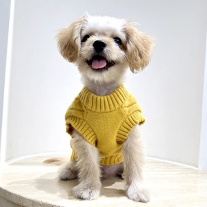 Gilet Classico a Righe per Cani e Gatti, Autunno/Inverno, Stile Orsacchiotto, Traspirante, Confortevole, in Lana Ricamata, Anallergico, Abbigliamento Caldo - Product Image 4