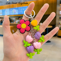 Porte-clés en perles de fleurs de tulipes roses à thème floral de jardin, best-seller, breloques en caoutchouc en vrac, décoration, cadeaux promotionnels, porte-clés pour meilleur ami