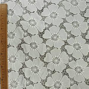 Tissu en maille tissée soluble dans l'eau en soie de lait écologique, vente chaude, <span class=keywords><strong>lin</strong></span>/coton, poids moyen, dentelle brodée, robe de mariée pour femmes - Product Image 6