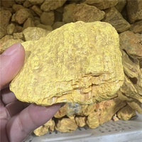 Matière première naturelle, spécimen minéral de realgar jaune, pierre brute, soufre naturel, orpiment à vendre