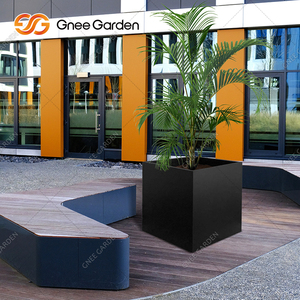 Jardinière contemporaine élégante en acier corten galvanisé de style américain avec motif carré pour la maison et les jardins modernes - Product Image 2