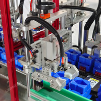 Machine de remplissage de parfum LIENM, machine automatique de remplissage et de sertissage de parfum, ligne de production de remplissage de parfums et de cosmétiques