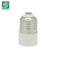 Adaptateur de douille E27 vers douille E14 pour applications d'éclairage intérieur