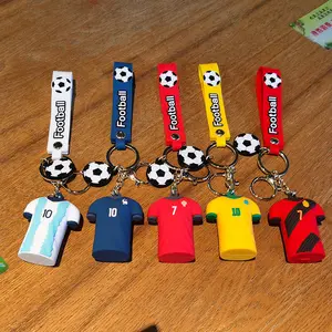 热卖著名球员足球服装造型钥匙扣批发定制3d人物造型卡通标志钥匙扣纪念品礼品