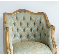 Salon français Fauteuil classique avec un cadre doré et des fauteuils en tissu français avec des fauteuils de canapé au design baroque