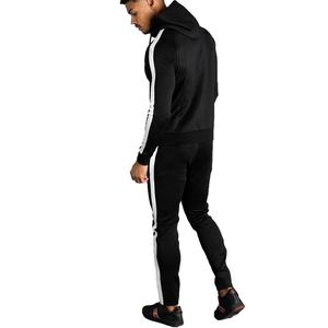 Trajes deportivos personalizados en rojo y blanco con franjas para hombre - Product Image 4