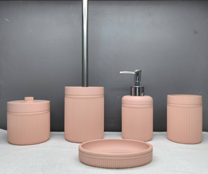 Ensemble d'accessoires de salle de bain en plastique avec poubelle, distributeur de savon, porte-savon, porte-<span class=keywords><strong>brosse</strong></span> à dents et <span class=keywords><strong>brosse</strong></span> <span class=keywords><strong>WC</strong></span> avec support - Product Image 1