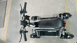 <span class=keywords><strong>Scooter</strong></span> électrique pliable à 4 roues pour la mobilité urbaine et les courses - Product Image 6