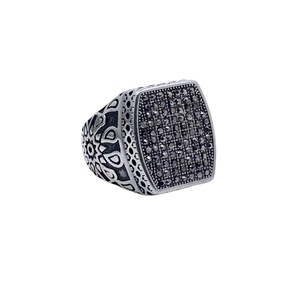 Men's <b>Titanium</b> Steel <b>Ring</b> With <b>Black</b> Stone Micro Pave Flower Design Retro Silver Color Fashion Jewelry Gift - Product Image 1