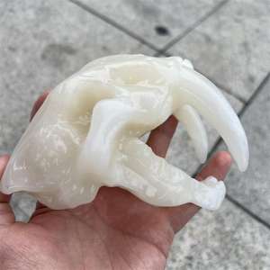 Venta al por mayor de animales de cristal curativos, cráneos de cabeza de tigre dientes de sable tallados para la decoración del hogar - Product Image 5
