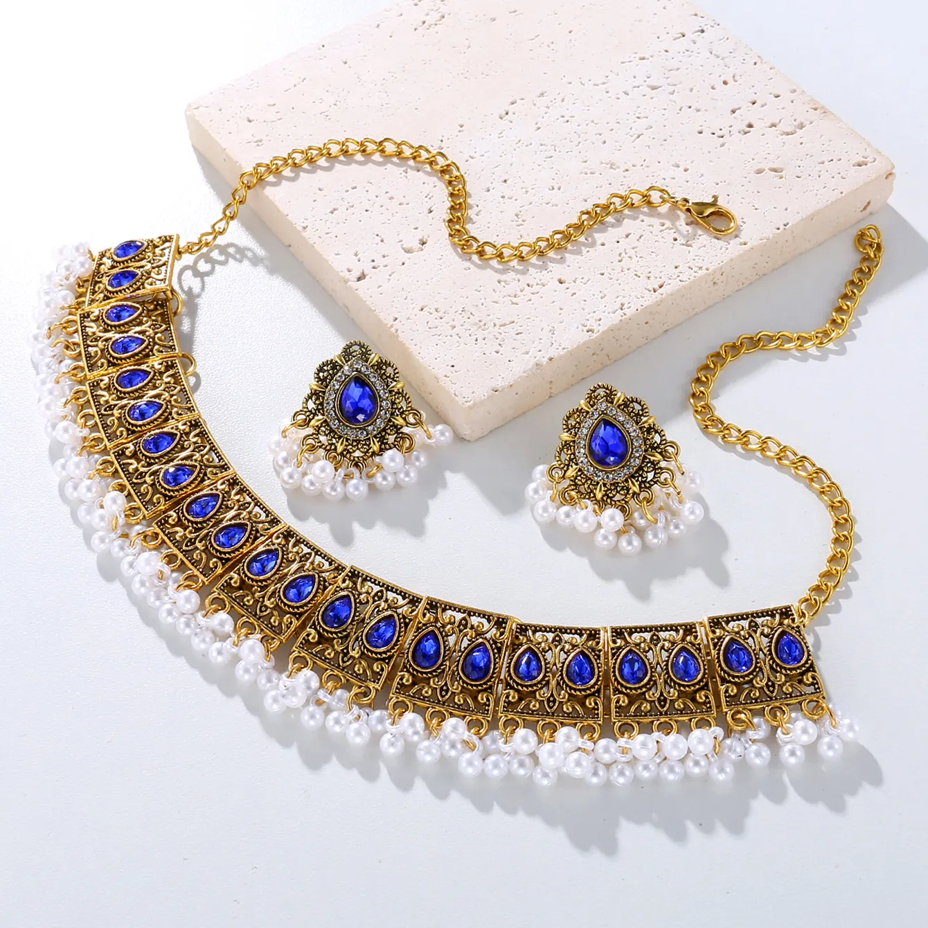 Set perhiasan anting-anting kalung mutiara antik gaya etnik mode Eropa Amerika Set perhiasan paduan Bohemian