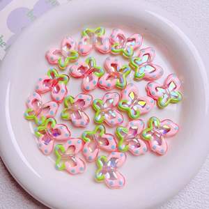 Nouveauté perles de papillon peintes à la main en vrac, accessoires Lucite en plastique acrylique mignon coloré pour chaînes de téléphone portable DIY - Product Image 2