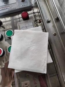 Hochgeschwindigkeits-Seidenpapier-Servietten herstellungs maschine zweifarbige Tischservietten-Tissue-Maschine 280 300 330 z Falz-Servietten maschine - Product Image 5