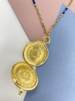 Collier pendentif médaillon photo ouvrable plaqué or 18 carats avec chaîne en cuivre émaillé à maillons bambou pour pull