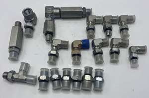 20Y-62-45610 11Y-62-12130 20Y-62-45620 20F-61-12460  11Y-62-12330 วาล์วควบคุมน้ำมันสำหรับรถขุดโคมัตสึ PC200-8 - Product Image 5