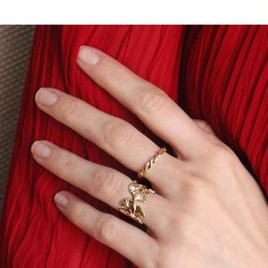 Anillo de oro de 10 quilates con hoja de ginkgo para mujer - Diseñador, Único, Lujo ligero, Banda ancha vintage - Product Image 3