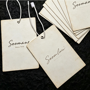 Custom Luxury Waterproof Swing Hangtag for Clothing Socks Shoes Bags Bottle Gifts Hanging Garment Tag - Product Image 2