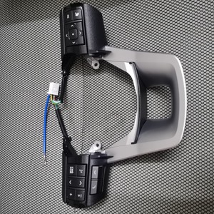 Commutateur de volant Toyota Hilux Revo 842500K320, commande multifonction pour utilisation en voiture 12V - Product Image 1