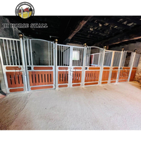Abri intérieur pour chevaux JH Equine Product, box pour chevaux en bois