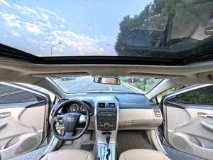 Toyota <span class=keywords><strong>Corolla</strong></span> 2013 Usado, Bien Cuidado, 4 Puertas, 5 Plazas, Sedán GL, Gasolina, Manual, Cuero, Volante a la Izquierda, Pantalla Táctil LED, Techo Solar, Cámara Trasera - Product Image 4