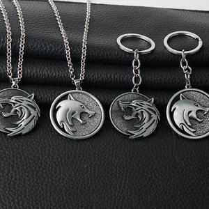 Vendita calda Game <span class=keywords><strong>Witcher</strong></span> 3 <span class=keywords><strong>Wild</strong></span> <span class=keywords><strong>Hunt</strong></span> Wolf Retro ciondolo collana portachiavi - Product Image 6