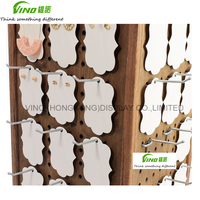 VINO WJ204 Exhibidor giratorio de madera para joyería con ganchos, soporte para tarjetas y tablero perforado, para exhibición de pendientes, tamaño personalizado para facilitar el montaje