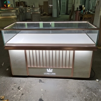 Luxuriöse Hochwertige Robuste Langlebige Quadratische Polierte Aluminium-Schmuckvitrine mit Gehärtetem Glas und LED-Beleuchtung nach Maß