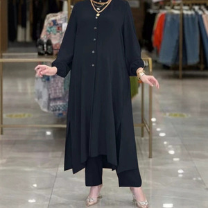 Elegante Completo Estivo da Donna Musulmana <span class=keywords><strong>con</strong></span> Tunica a Maniche Lunghe e Pantaloni, Top <span class=keywords><strong>con</strong></span> Bottoni Frontali e Orlo Irregolare, Spacchi Laterali, Abaya Formale per Ufficio - Product Image 3