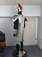 Ensemble d'armure de général chinois antique avec casque, costume de guerrier en argent gravé, tenue complète pour LARP, cosplay, Halloween, scène