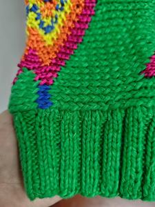 Pull Femme Décontracté Boho Bohème Tricoté Laine/Cachemire Multicolore Motif Argyle en Vert avec Logo Devant - Product Image 4