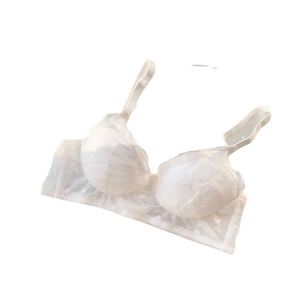 Soutien-gorge sexy en dentelle rouge sans couture, liftant, respirant, façonnant, confortable, élégant et sensuel - Product Image 1