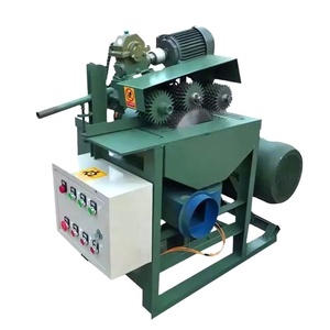 Máquina de corte de madera con sierra de cadena de varias cuchillas para paneles de aserradero, para la eliminación de polvo de tableros de madera de Bubinga y corte de precisión - Product Image 2