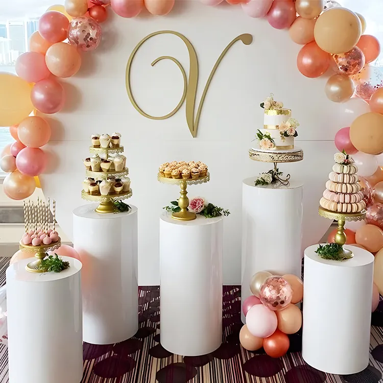 फैक्टरी हॉट सेल अनुकूलित मिठाई टेबल फूल स्टैंड सिलेंडर गोल केक टेबल स्टैंड पार्टी शादी की सजावट के लिए