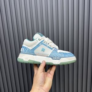 Chaussures décontractées montantes pour homme, style streetwear, à semelle épaisse, avec dégradé blanc-bleu, design plateforme à empiècements en toile et sangle réglable à crochet - Product Image 2