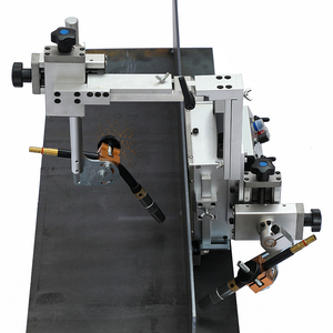 Mejore la eficiencia de la soldadura, máquina de soldadura robótica, máquina de soldadura industrial vigorosa con doble pistola - Product Image 4