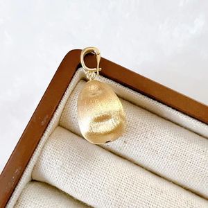 Pendentif haut de gamme Xinfly en or 18 carats avec boucle universelle et météorite AU750, or véritable brossé brillant pour femme - Product Image 2