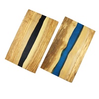 Grande planche à découper rectangulaire multifonctionnelle en résine époxy Planche à découper en bois d'olivier personnalisée