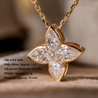 Estilo Hailey, Oro de 18K, Combinación de Flor de Cuatro Hojas y Diamante en Forma de Lágrima con Diamantes Completos, Elegancia Europea IGI de la Colección Lady ICON
