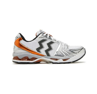 Chaussures de course avec semelle intermédiaire en TPR, lacets et empeigne respirante en tissu à bout fermé