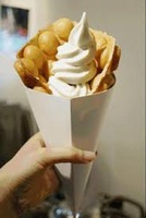 2026 Meilleures ventes : Cornet en papier crêpe de qualité alimentaire, résistant à l'eau et à l'huile, pour frites, avec compartiment à sauce
