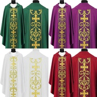 Vêtements liturgiques pour Pasteur, Prêtre, Célébrant : Chasuble, Robe, Cape, Soutane, Vêtement liturgique. Blanc, Rouge, Vert. Robes personnalisées pour Halloween.