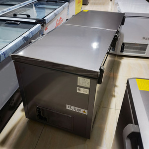 Tủ làm mát đồ uống 2 cửa, một nhiệt độ, 1,45m, sử dụng gas R290, có ngăn đá trên bằng kim loại, phụ kiện làm đá đông lạnh sâu - Product Image 4