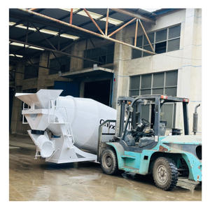Изготовленные на заказ машины для смешивания, инженерные машины, самопитающиеся мини-бетономешалки, грузовики - Product Image 5