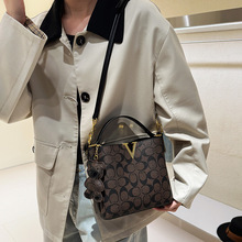 Bolsos de Mano de Diseño Famoso a Precio de Fábrica para Mujer, Bolsos de Hombro de Cuero Rojo y Negro, Elegantes Bolsos de Hombro Originales Famosos - Product Image 5