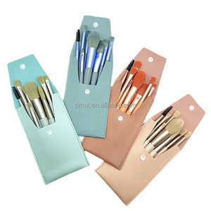 Set di 8 Mini Pennelli da Trucco Portatili con Manico in Plastica <span class=keywords><strong>e</strong></span> Astuccio, Personalizzabili OEM per Ingrosso - Product Image 1