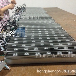 ไฟ LED วอลวอชเชอร์ 10W ตัวเรือนอะลูมิเนียม กันน้ำ อายุการใช้งาน 50000 ชั่วโมง สำหรับไฟส่องสว่างภายในและภายนอกอาคาร - Product Image 4