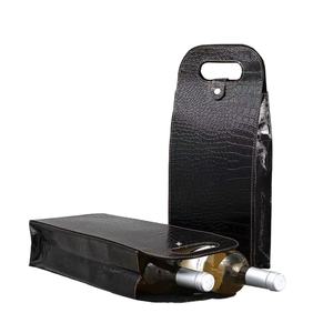 Sac à <span class=keywords><strong>vin</strong></span> rouge double 2 bouteilles <span class=keywords><strong>de</strong></span> luxe Sac cadeau à main en cuir PU avec gaufrage et stratification mate pour papier kraft tequila - Product Image 1