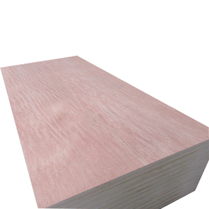 Contreplaqué en <span class=keywords><strong>bois</strong></span> <span class=keywords><strong>de</strong></span> pin structurel Pino Triplay 12mm 15mm 18mm 21mm - Product Image 1